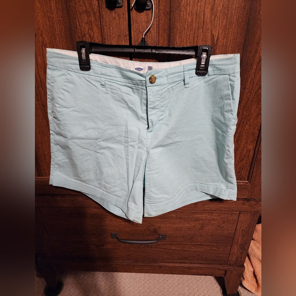 Old Navy khaki shorts